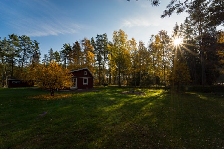 Ferienhaus im Herbst